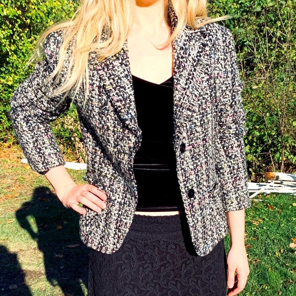 Black wool tweed blazer with fringes at collar trim line & outer pockets US 10 - Picture 5 of 16